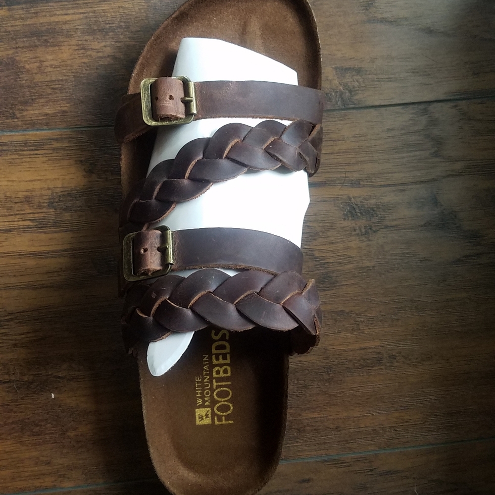 White mountain footbed sandles